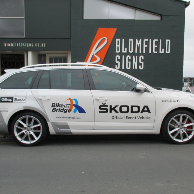 1 Skoda Octavia RS Wagon Car Signage Auckland