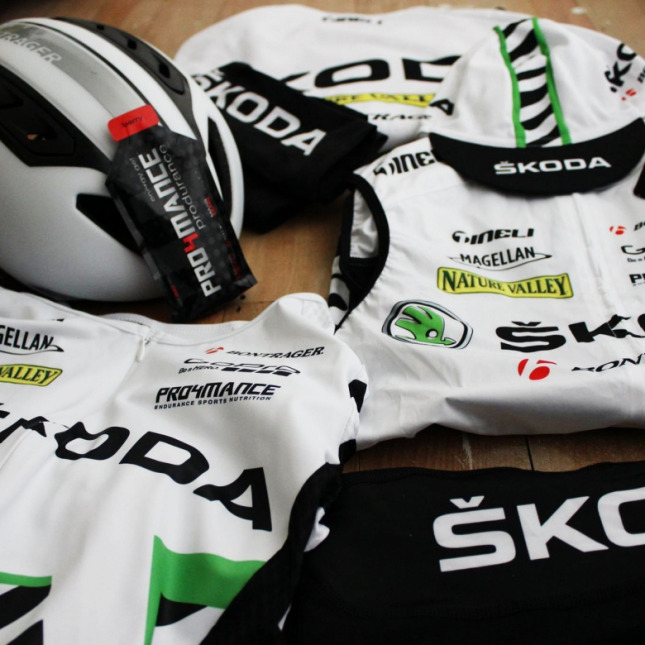 large Skoda Racing Cycling Team Kit Design