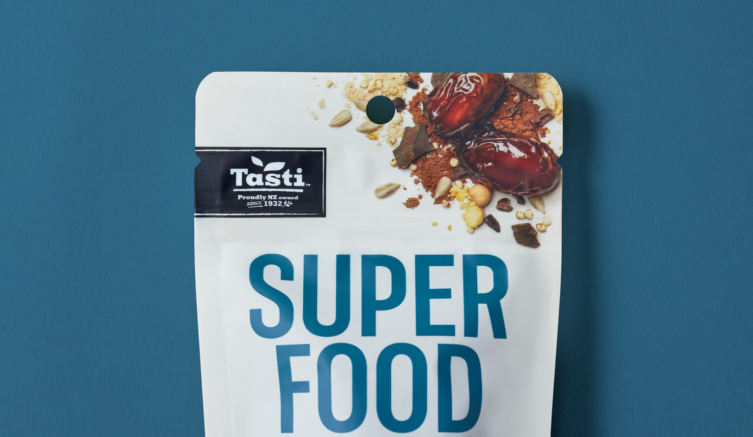 onfire design tasti super food balls packaging design 1