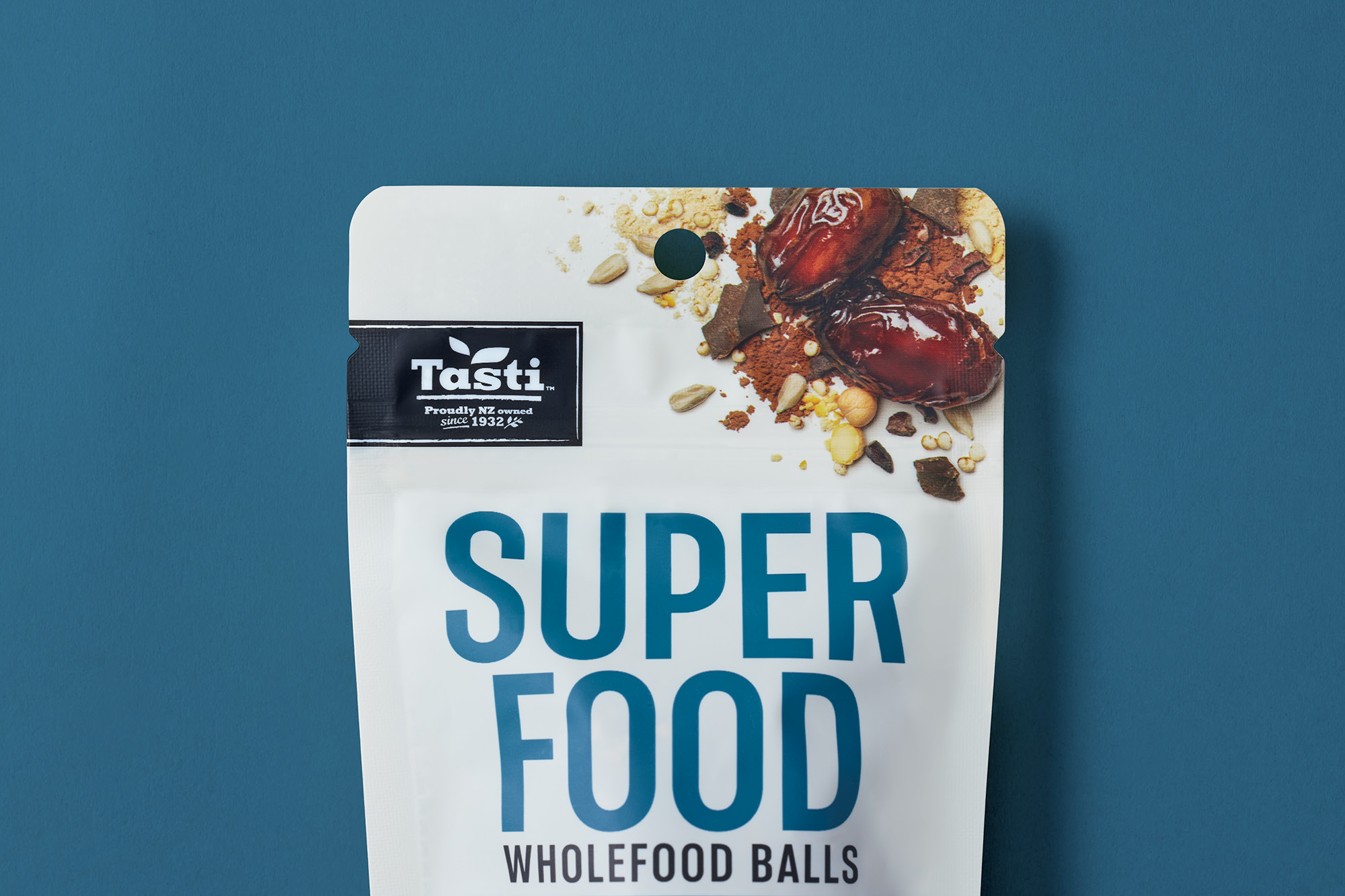 onfire design tasti super food balls packaging design 1