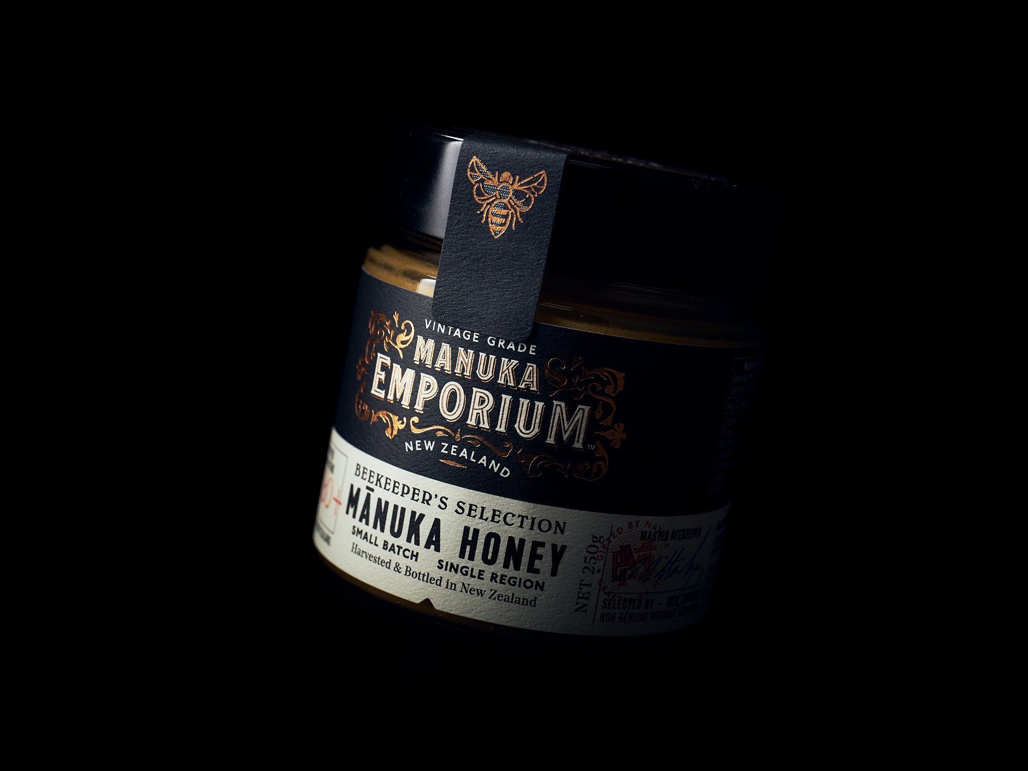 Onfire Design Manuka Emporium Honey Packaging Branding Design 3