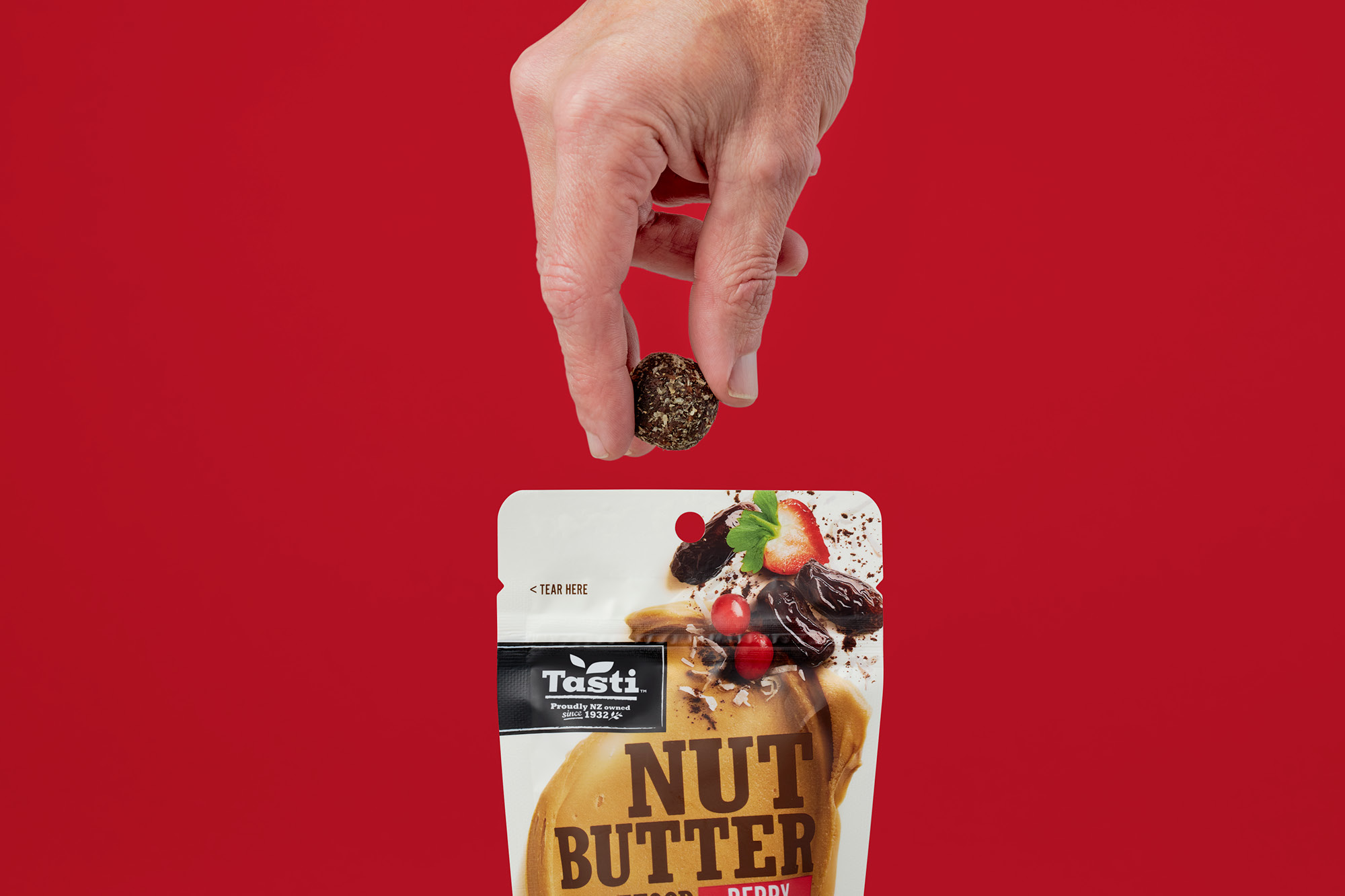 onfire design tasti nut butter packaging design 2