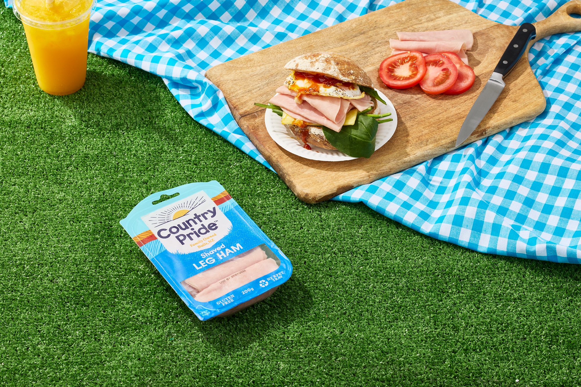 Onfire Design Country Pride Lunch Meats Packaging3