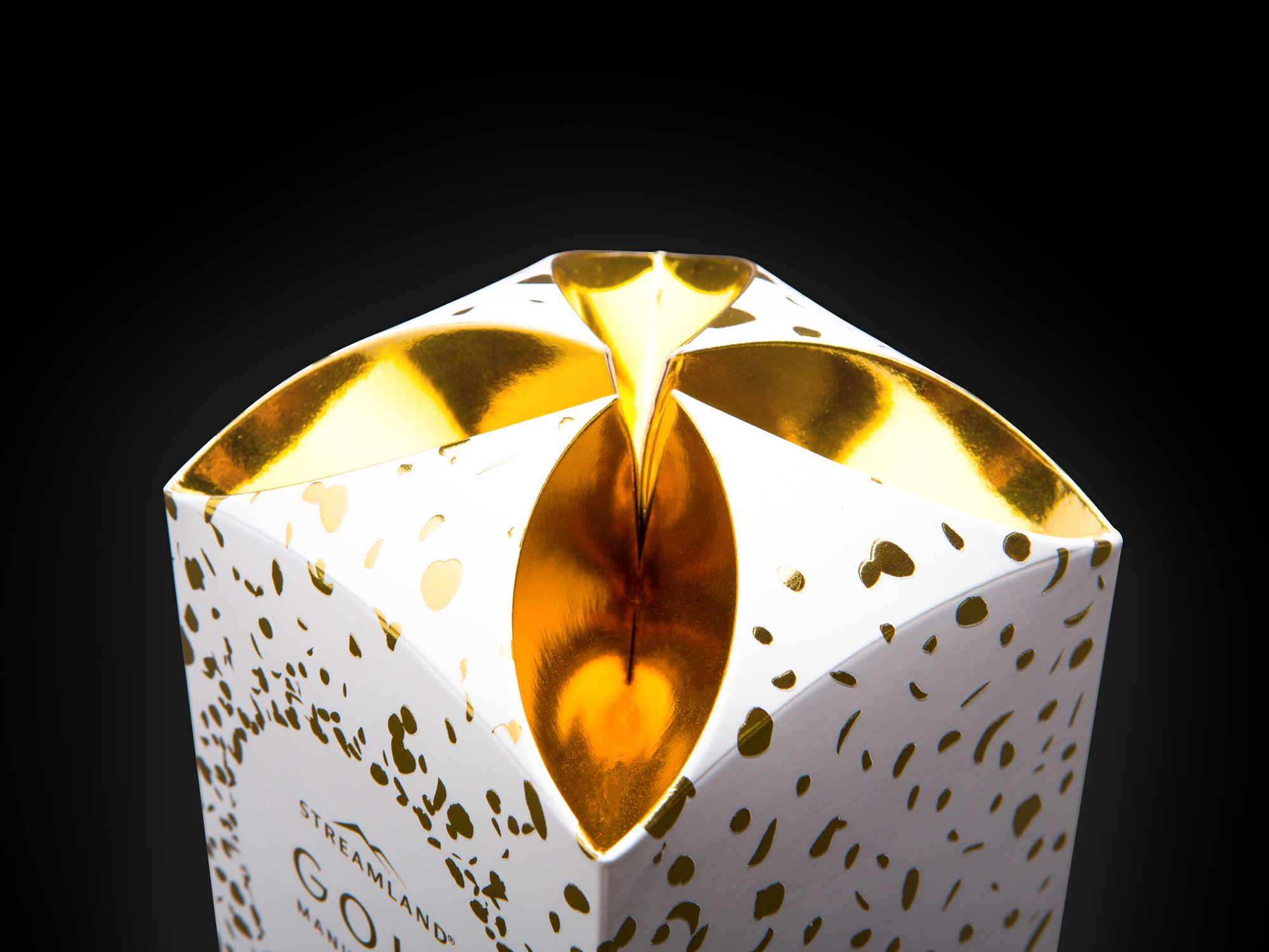 onfire design streamland gold honey packaging design pride in print gold winner 7